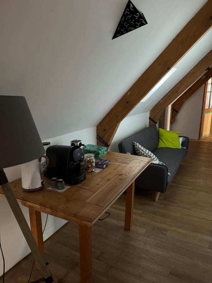 Chambre familiale à la ferme de la truffe Cuzance Exterior foto