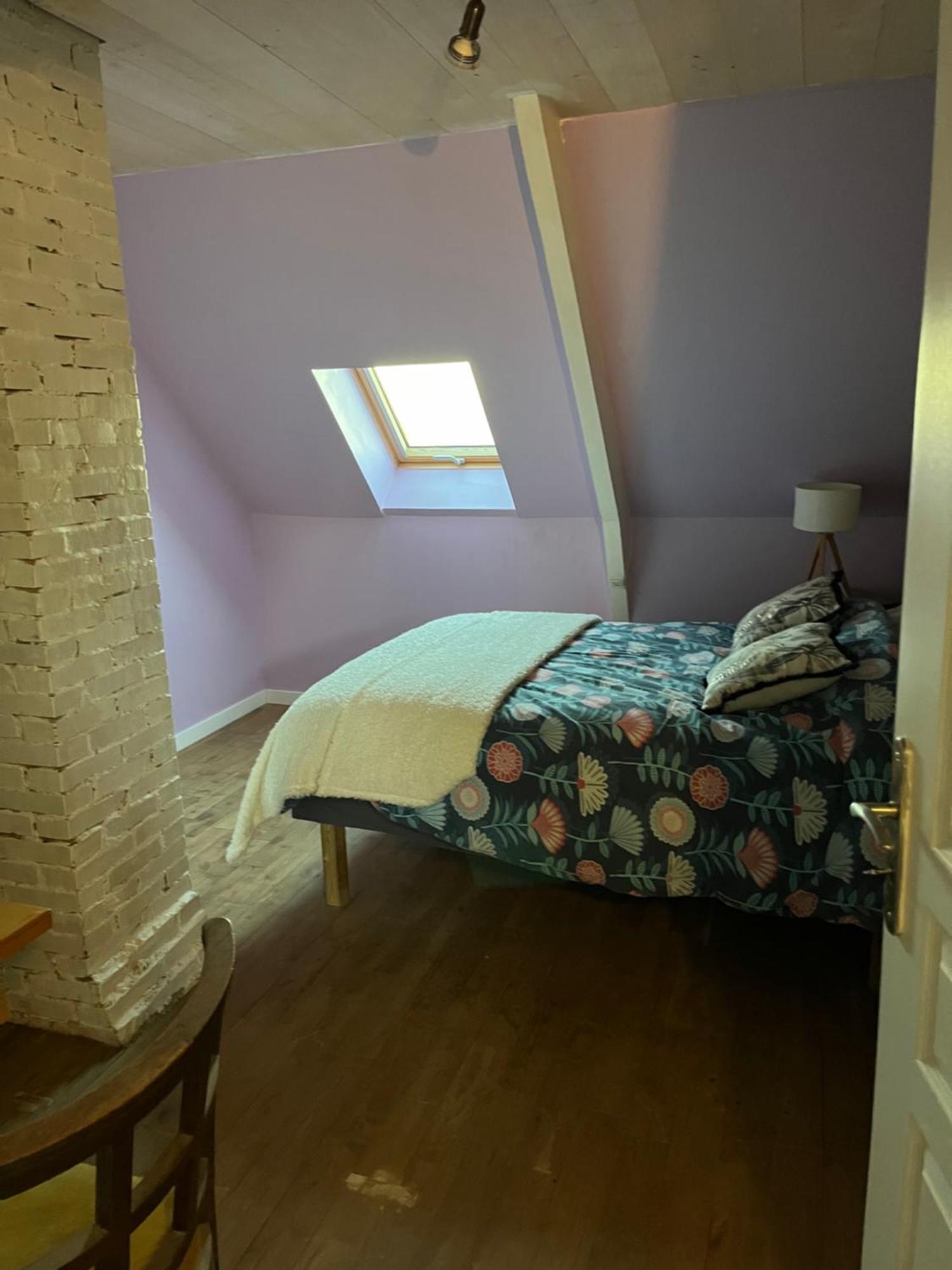 Chambre familiale à la ferme de la truffe Cuzance Exterior foto